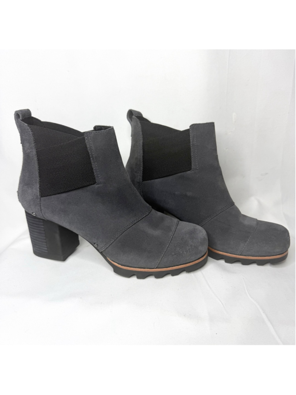 Sorel Addington Grey Ankle Boots Size 9 Grey Black Suede Chelsea Boots